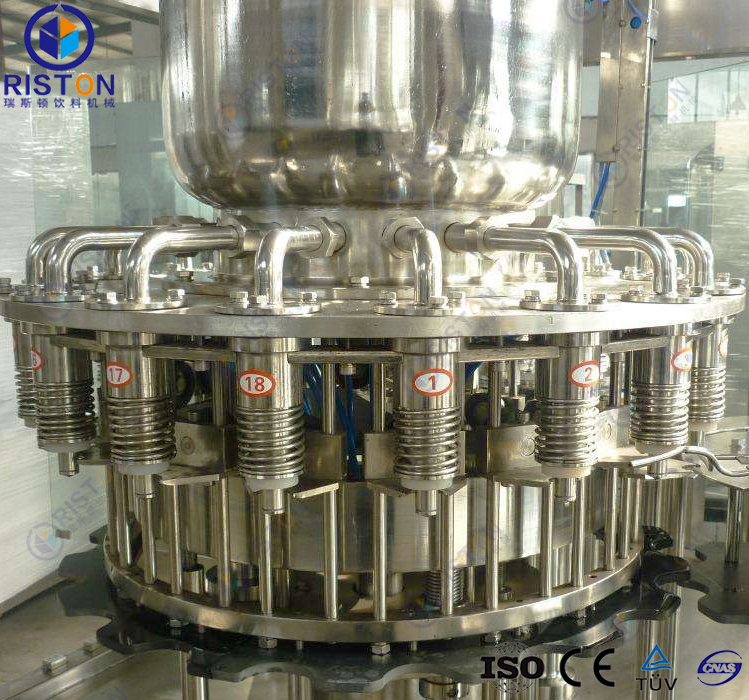 礦泉水三合一灌裝生產(chǎn)線 礦泉水三合一灌裝生產(chǎn)線